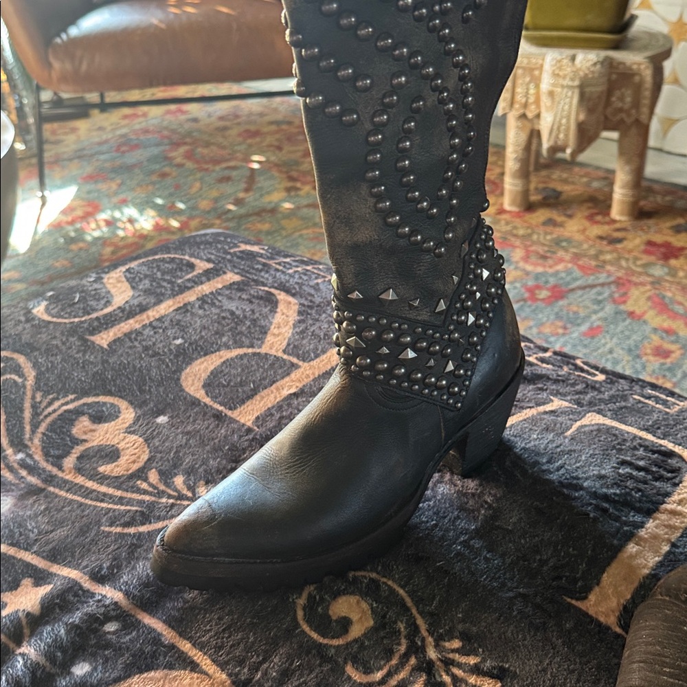 Old Gringo Black Studded Boots - Picture 6 of 8